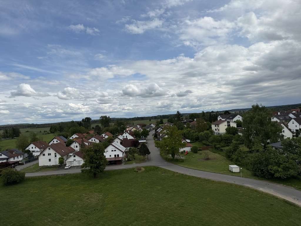 Immobilie in Alleshausen - Vermietete Wohnung im 7. Stock mit Alpenblick - Bild 4