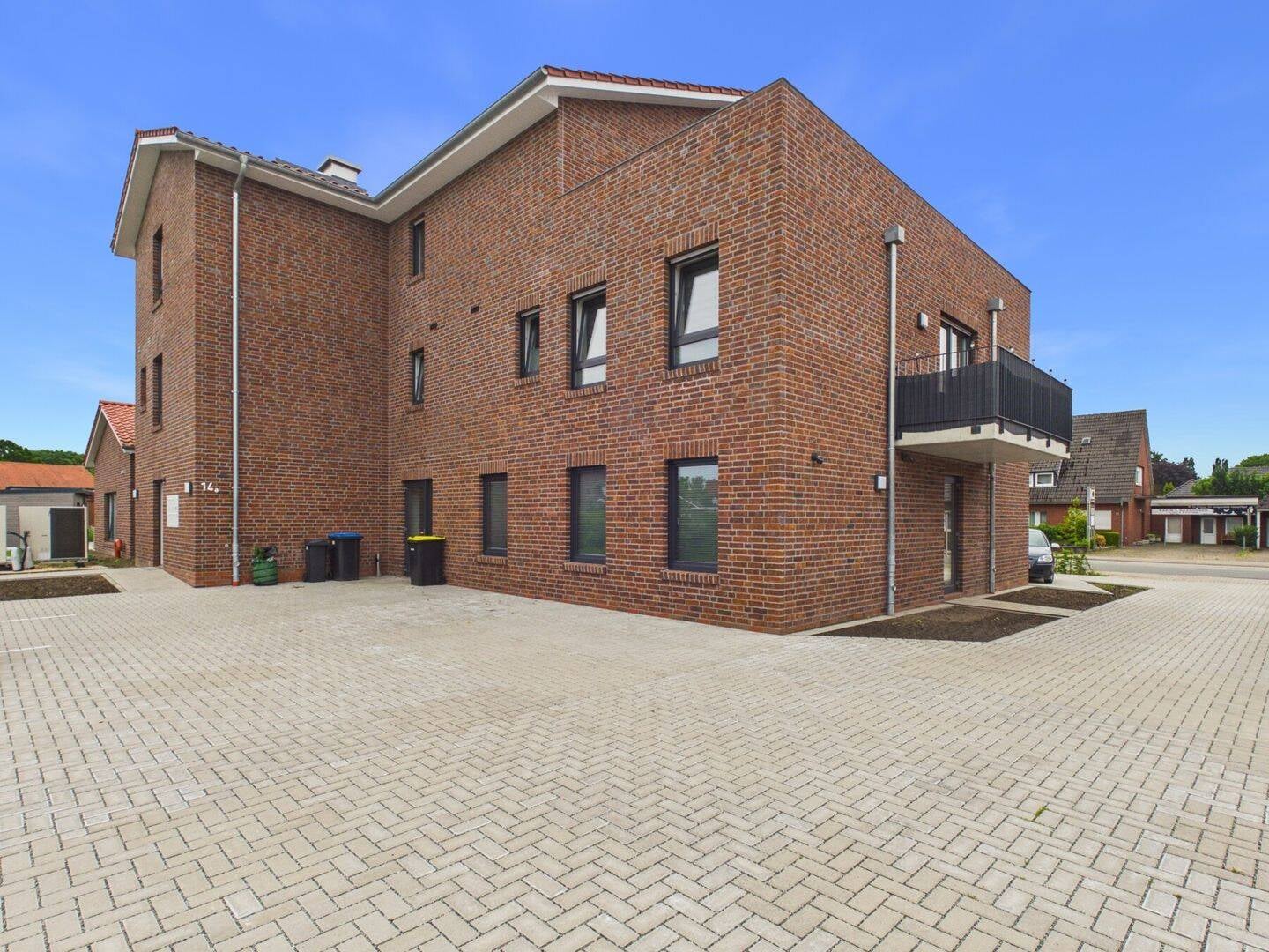 Immobilie in Niederlangen - Exklusive, barrierefreie Neubau-OG Wohnung mit PKW Stellplatz und Balkon zum Bestpreis - Bild 1