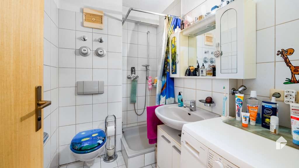 Immobilie in Langenargen - Charmante und vermietete 1-Zimmer-Wohnung mit Loggia und Tiefgaragenstellplatz - Bild 4