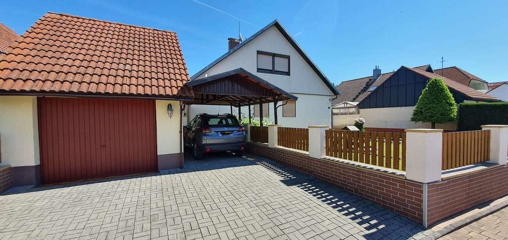 Immobilie in Wörnitz - Freistehendes Wohnhaus mit traumhaftem Garten und Wintergarten nahe der Autobahn - Bild 1