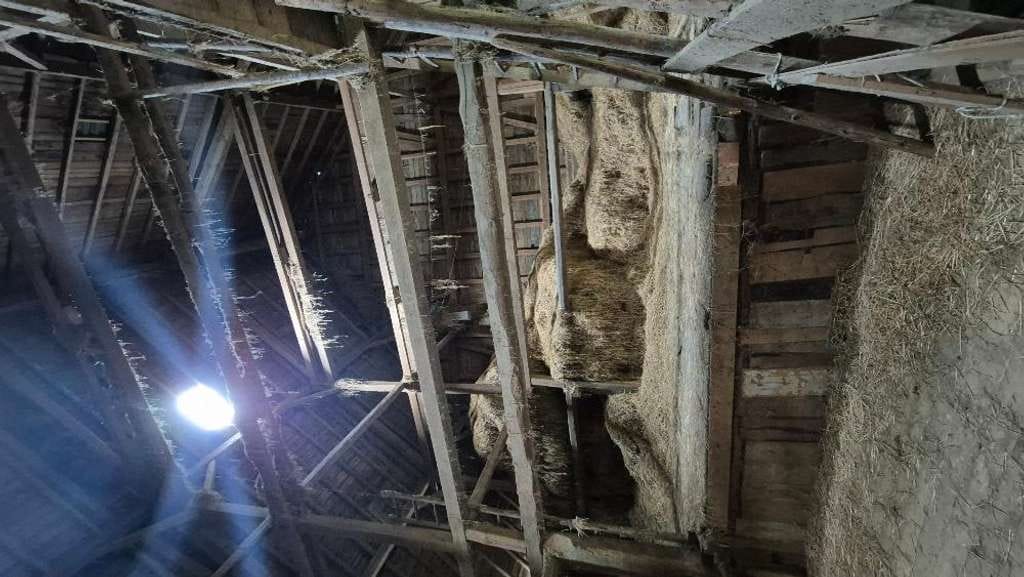 Immobilie in Dill - Altes aber ehrliches Haus mit riesiger Scheune, Ideal für Ferienwohnung und Handwerker mit großem... - Bild 2