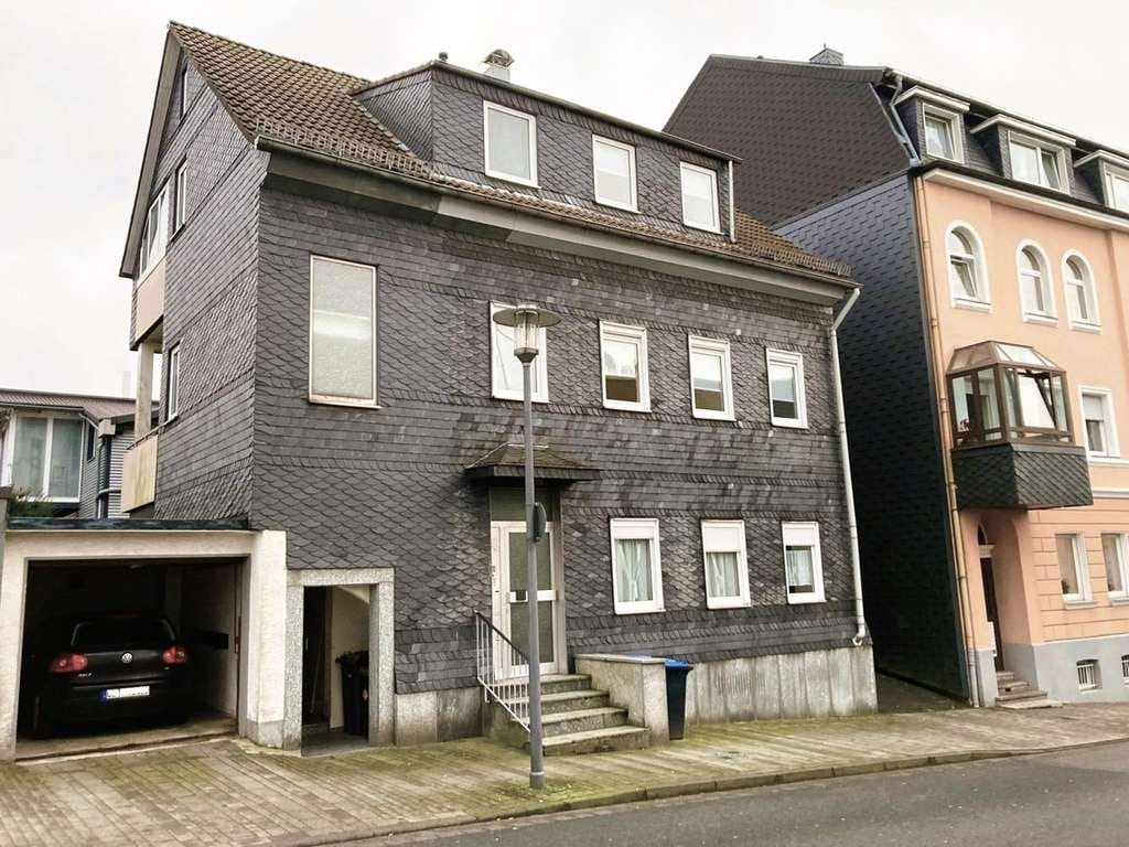 Immobilie in Wermelskirchen - Mehrfamilienhaus im Zentrum von Wermelskirchen - Bild 0