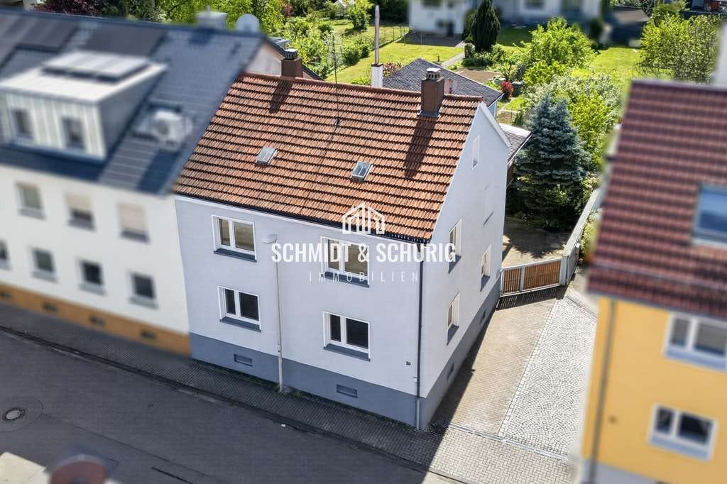 Immobilie in Bruchsal - Immobilie mit Erweiterungsoptionen – perfekt für Investoren oder Familien - Bild 1
