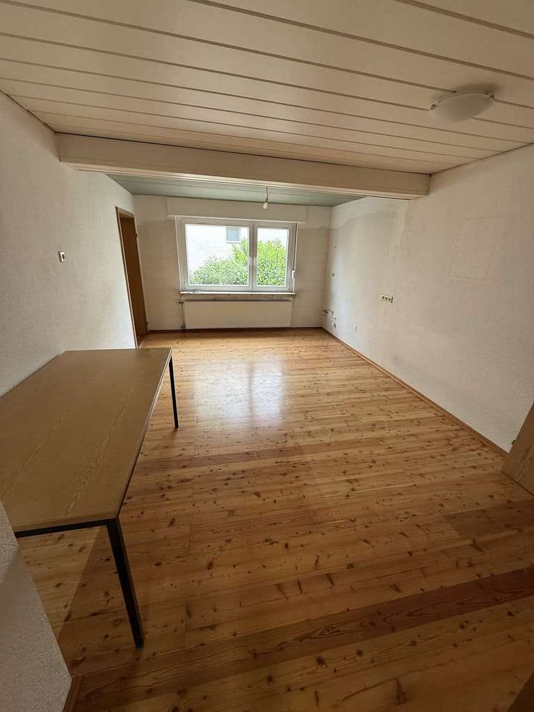 Immobilie in Dettenheim - Großes Einfamilienhaus mit Scheuer in Dettenheim - Bild 4