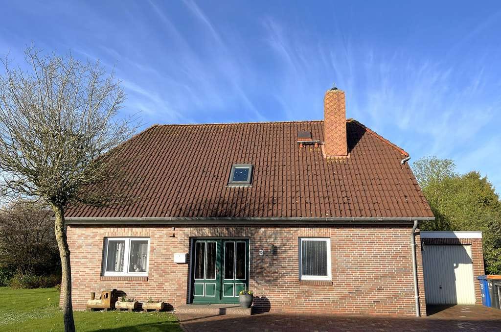 Immobilie in Esens - Wohnhaus in angenehmer und gefestigter Siedlungslage - Bild 2