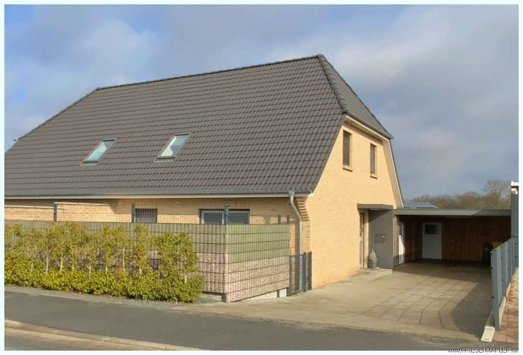 Immobilie in Oldersbek - 10 Autominuten von Husum / Nordsee : Solide VERMIETETE DHH Bj 2020 mit Carport und Wärmepumpe ! - Bild 0