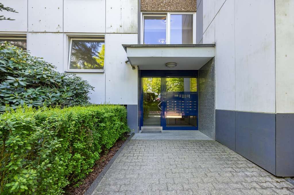 Immobilie in Wuppertal - Eigentumswohnung mit Balkon und Garage am Eckbusch - Bild 2