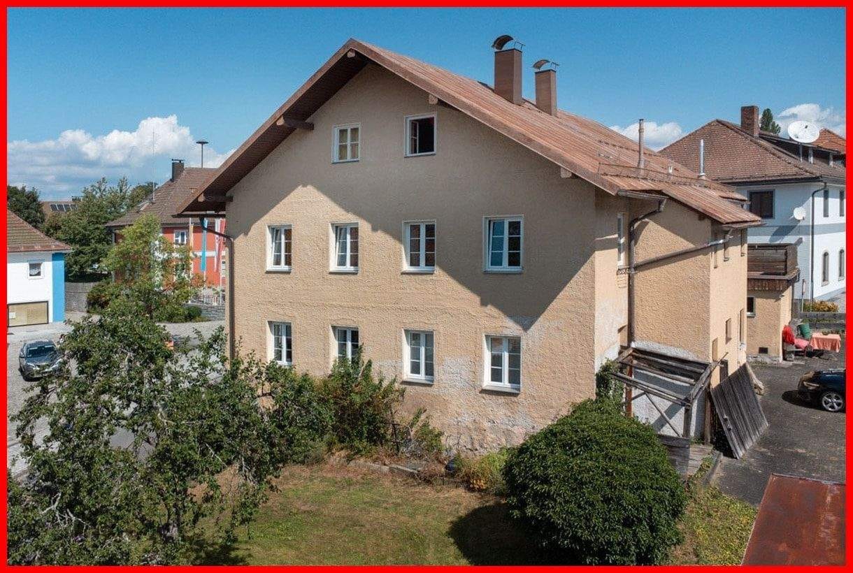 Immobilie in Frauenau - Wohnhaus mit Gewerbefläche in zentraler Lage in Frauenau - Bild 0