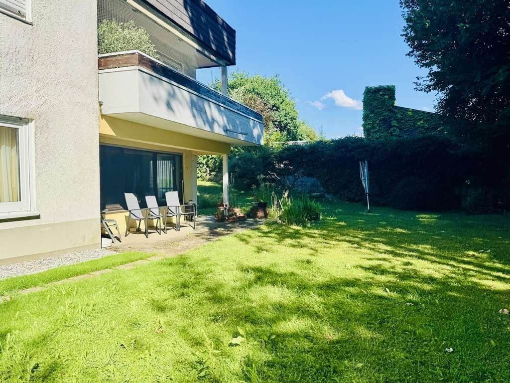 Immobilie in Lindenberg im Allgäu - 4,5 -Zimmer-Wohnung mit großem Gartengefühl und Privatsphäre - Bild 1