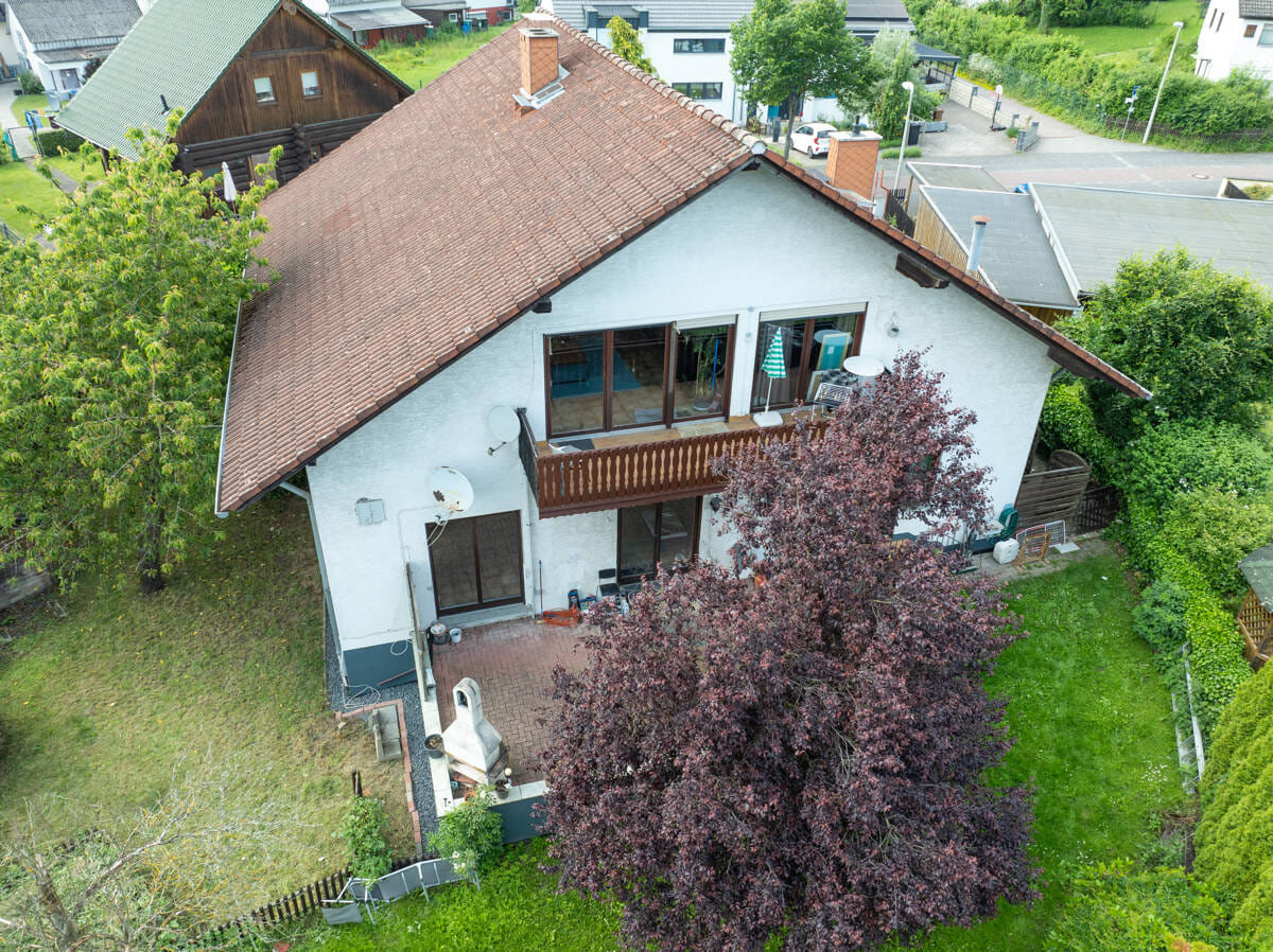 Immobilie in Großholbach - Mehrfamilienhaus mit Potenzial! - Bild 2