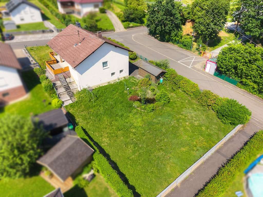Immobilie in Alpenrod - Verwirklichen Sie sich in Haus und Garten! Solides Eigenheim in naturnaher Lage - Bild 3
