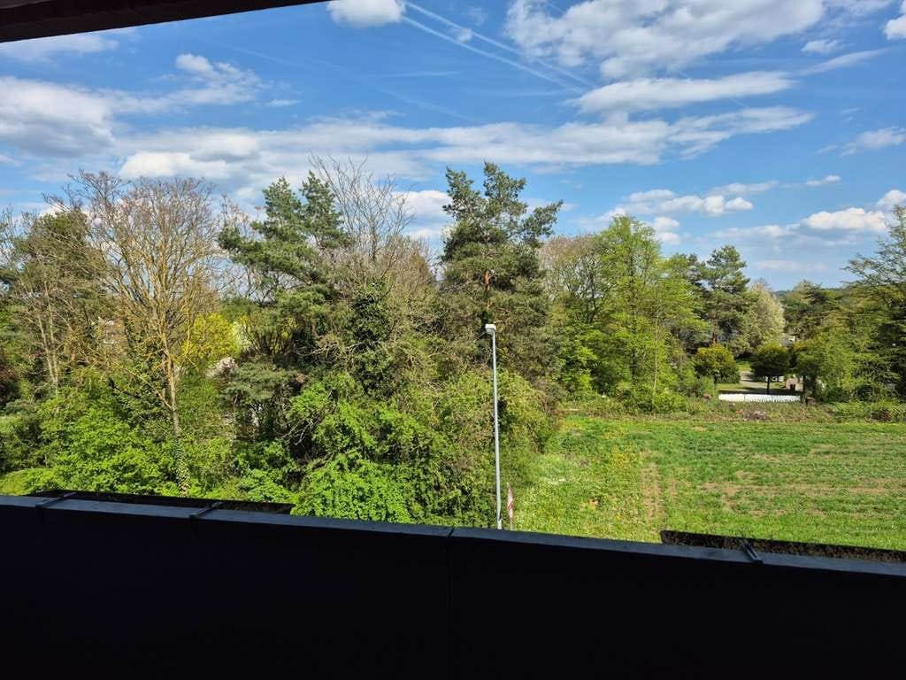 Immobilie in Neuhausen auf den Fildern - TOP Etagenwohnung in Neuhausen mit  tollen Blick ins Grüne - Bild 1