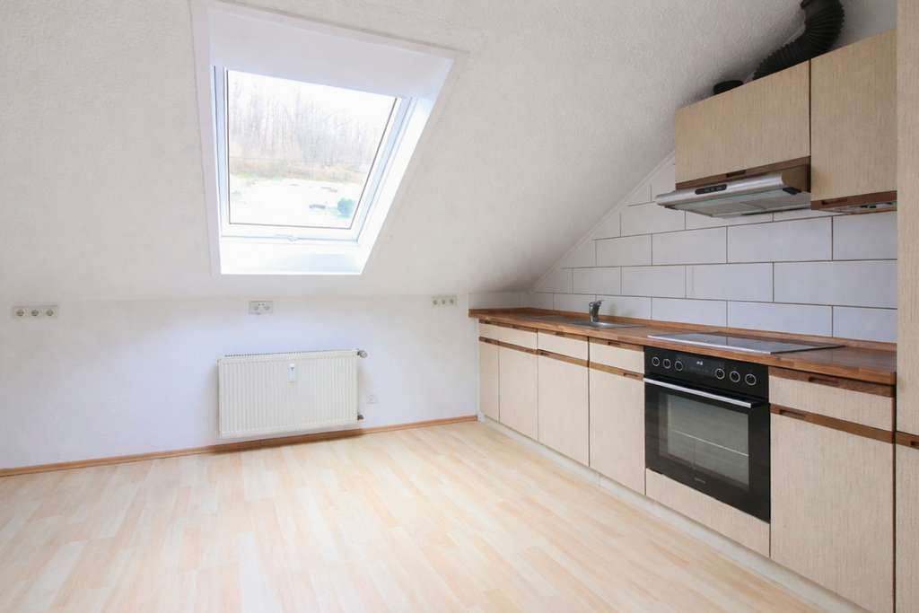 Immobilie in Flörsbachtal - Wohnen, vermieten, arbeiten – 3-Familienhaus mit Schreinerei, Doppelgarage und Bauplatz - Bild 2