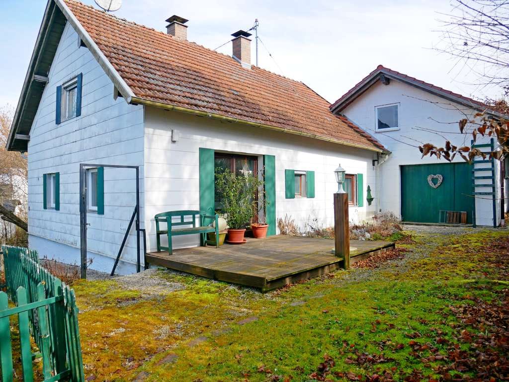 Immobilie in Stetten - Stark sanierungsbedürftiges EFH/Bauplatz in Stetten b. Mindelheim - Bild 0