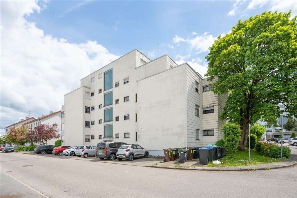 Immobilie in Laichingen - Zentral wohnen in Laichingen – ca. 108,84 m² Wohnfläche mit zwei Balkonen - Bild 0