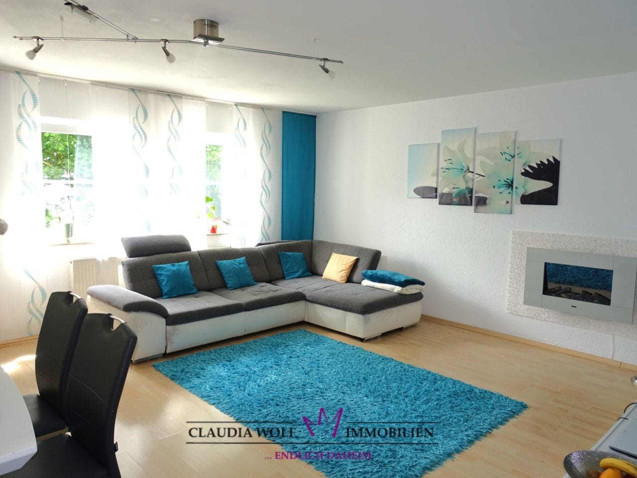 Immobilie in Dinkelsbühl - *** DIE PERFEKTE WOHNUNG IN ALTSTADTNÄHE! Schöne 3-Zimmer-Erdgeschosswohnung mit Terrasse in Dinke - Bild 2