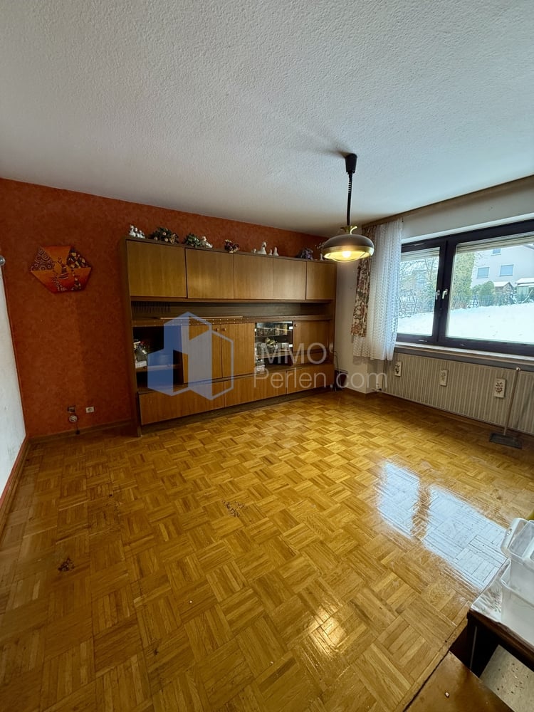Immobilie in Immenhausen - Charmantes Einfamilienhaus mit großem Grundstück in begehrter Wohnlage von Immenhausen - Bild 3