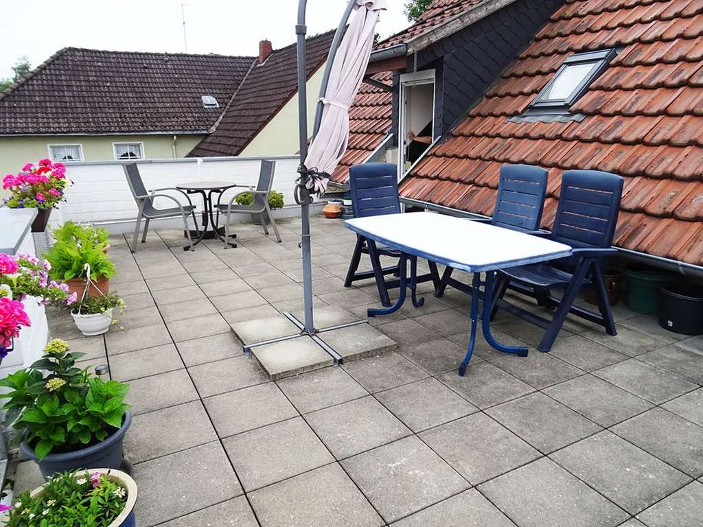 Immobilie in Herford - Gepflegtes 2-Fam./-Generationenhaus mit Charme, umfangreich saniert - Bild 2