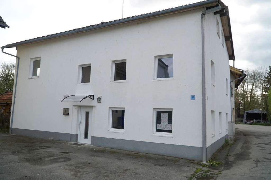 Immobilie in Eichendorf - Vollständig renoviertes und modernisiertes 5-Zimmer-Einfamilienhaus in Eichendorf - Bild 3