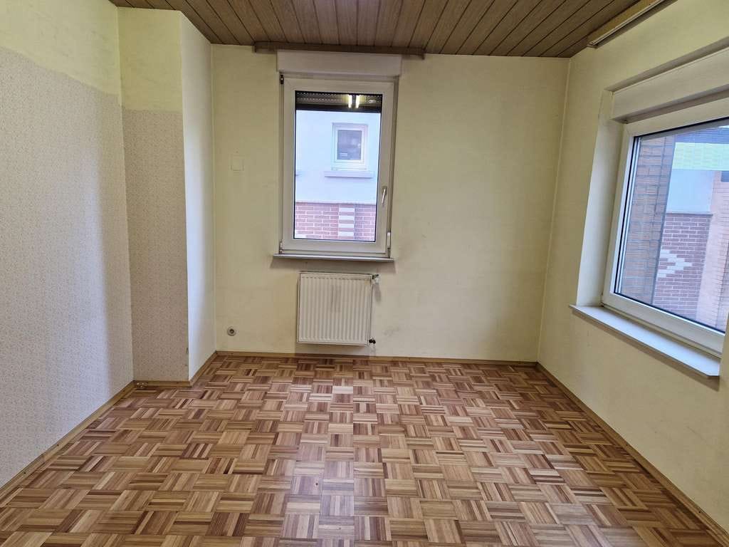 Immobilie in Bobenheim-Roxheim - Freistehendes Wohnen mit großem Grundstück und Entwicklungsmöglichkeiten - Bild 4