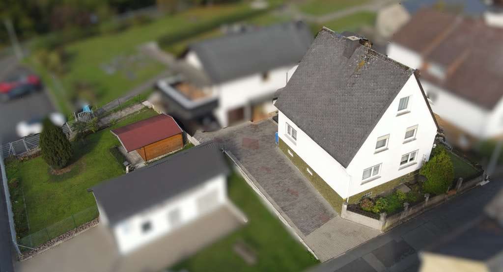 Immobilie in Weilburg - Einfamilienhaus in toller Lage mit schönem großen Gartenhaus - Bild 4