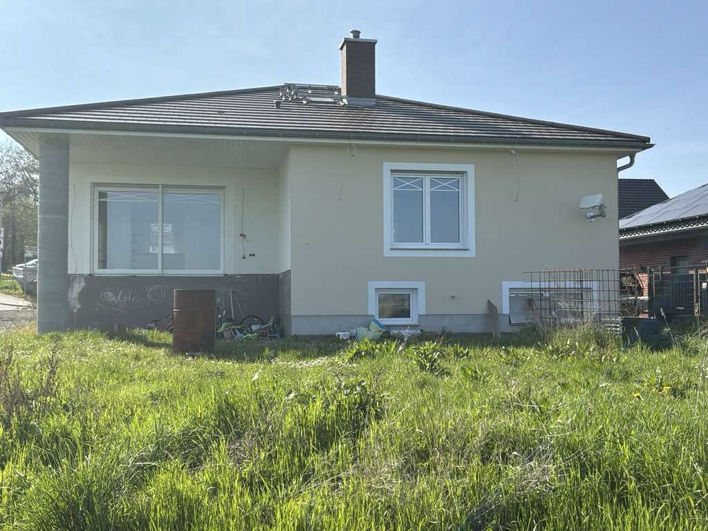 Immobilie in Lossatal - Modernes Einfamilienhaus mit Weitblick ins Grüne - Bild 2