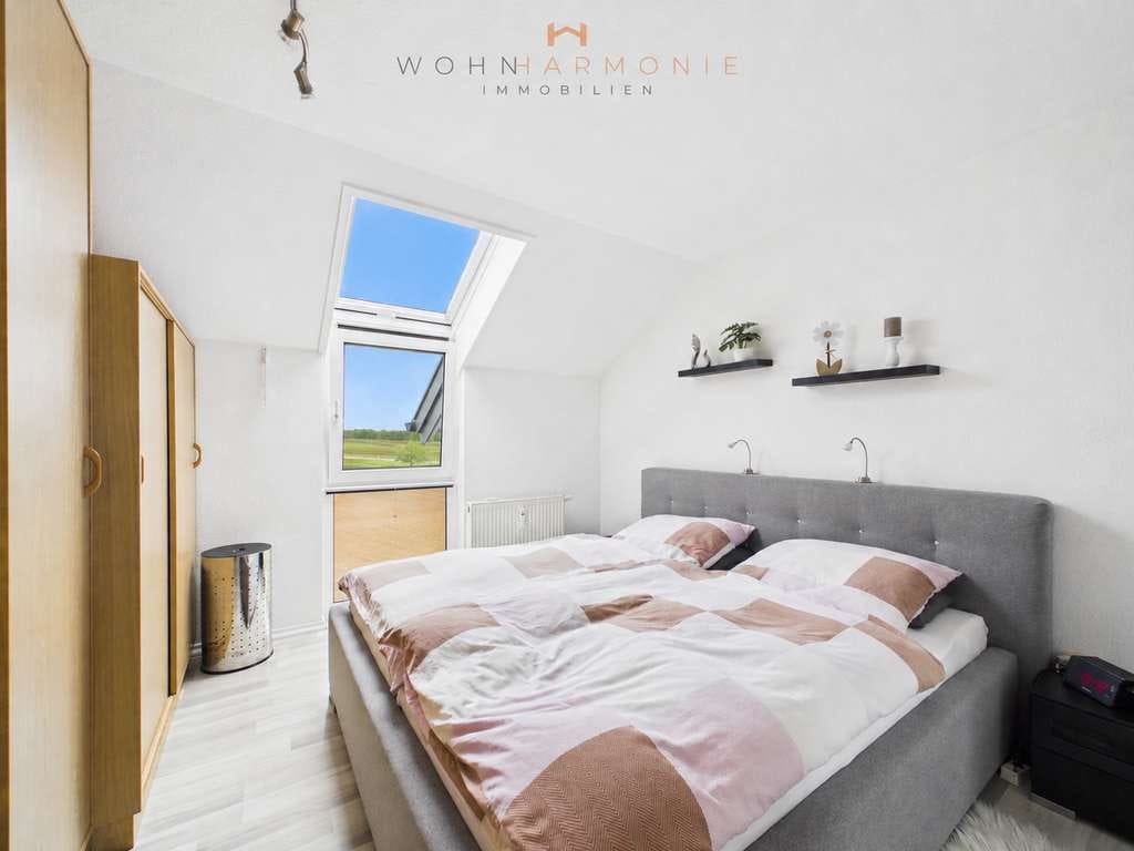 Immobilie in Aichtal - Lichtdurchflutete 3,5-Zimmer-Wohnung mit zwei Balkonen & Garagenstellplatz - Bild 3