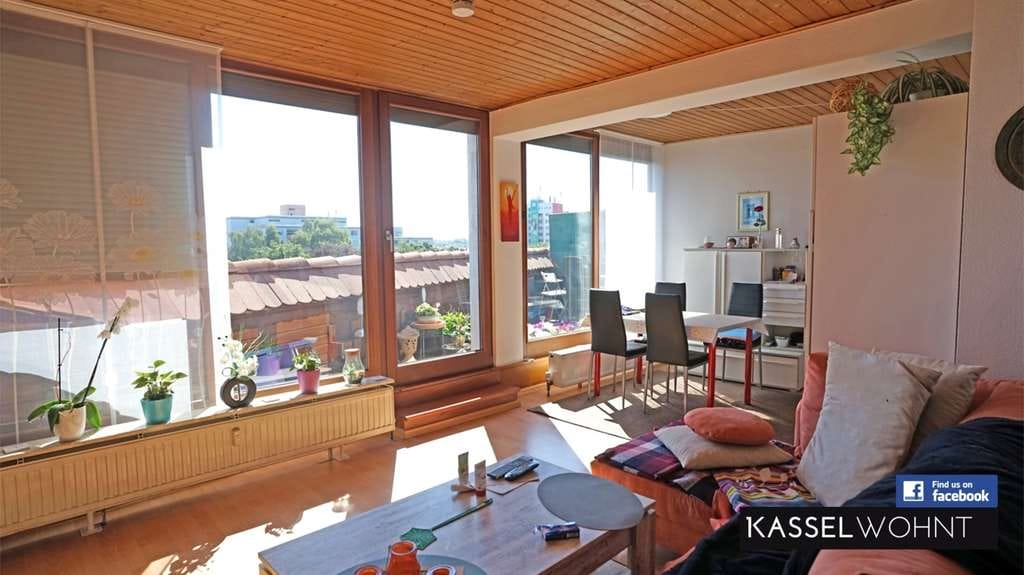 Immobilie in Baunatal - Vermietetes Apartment mit kleiner Dachterrasse in der Altenbaunaer Fußgängerzone sucht neue Eigentüm - Bild 0