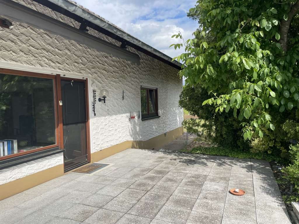 Immobilie in Georgensgmünd - Charmantes Einfamilienhaus mit großem Grundstück in ruhiger Lage - Bild 1
