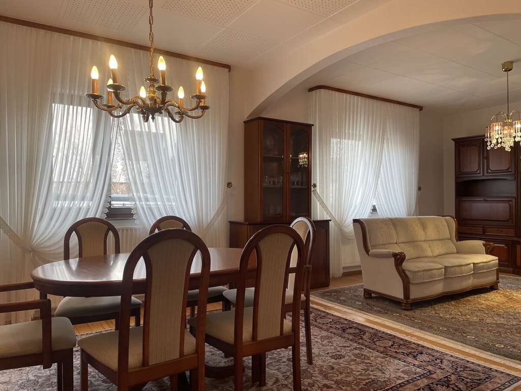 Immobilie in Quierschied - schönes Einfamilienhaus im Zentrum von Quierschied - Bild 2