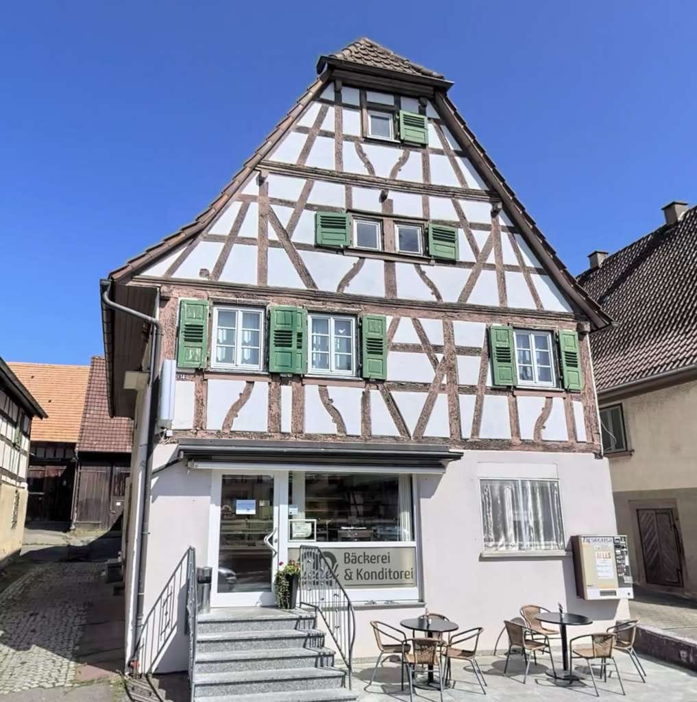 Immobilie in Neulingen - Historisches Fachwerkhaus mit 2 Wohneinheiten, Gewerbefläche und Ausbaureserve in Neulingen! - Bild 1