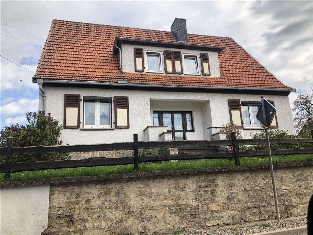 Immobilie in Greußen - EFH mit weiterem Nebengebäude als ELW oder Büro und viel Potenzial  - Bild 1