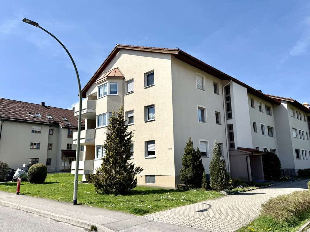 Immobilie in Schongau - Attraktive, renovierte und möblierte  3 Zimmer Wohnung mit Balkon in Schongau - Bild 0