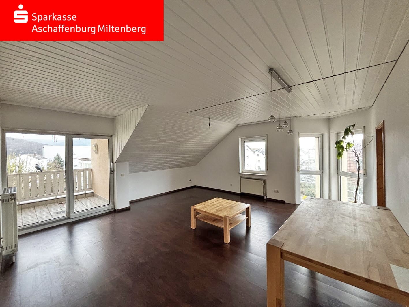 Immobilie in Miltenberg - DG-Wohnung mit gemütlicher Loggia in Miltenberg - Bild 0