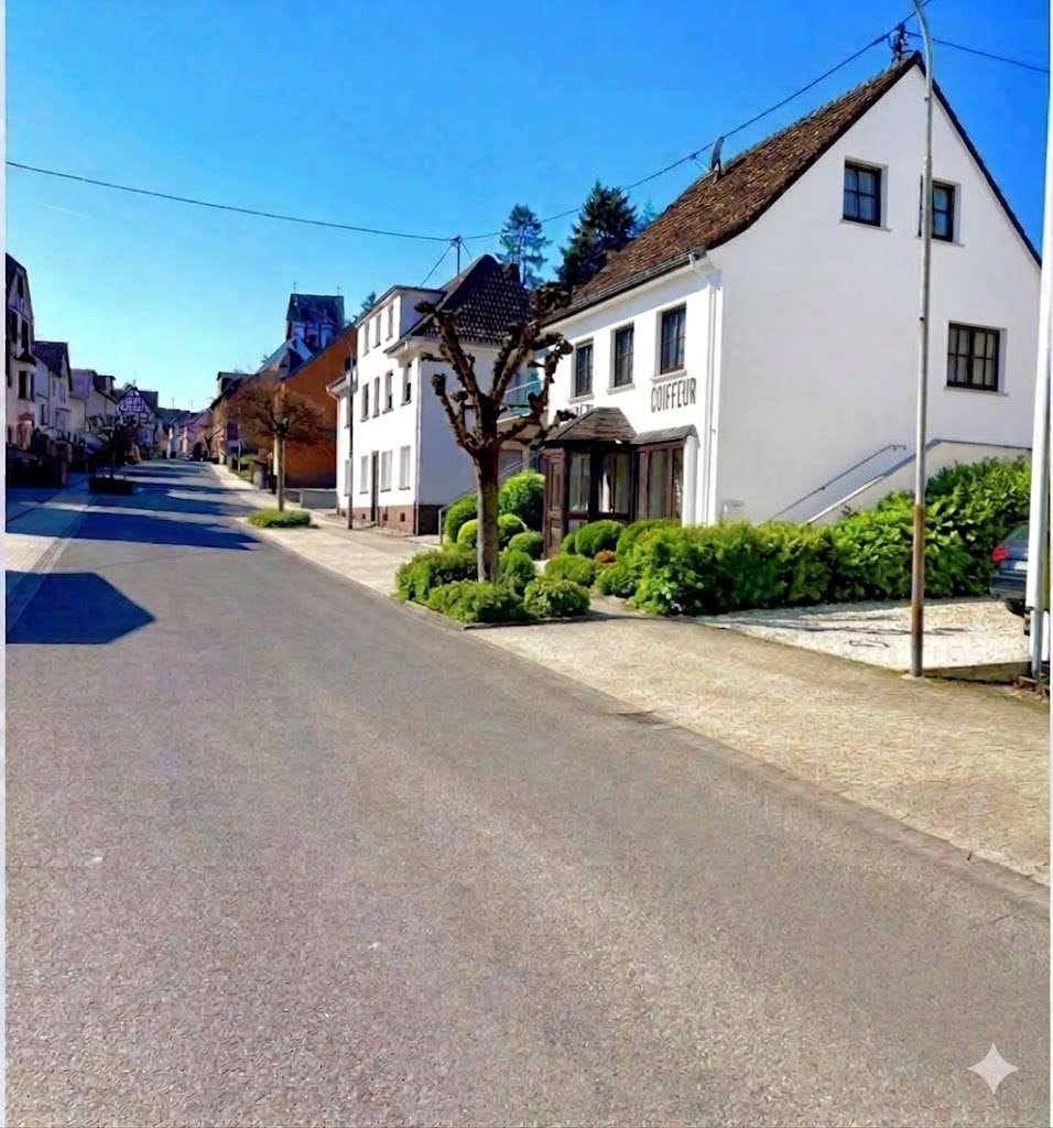 Immobilie in Sinzig - Wohnen & Gewerbe unter einem Dach - vielseitige Immobilie mit mit Potenzial - Bild 1