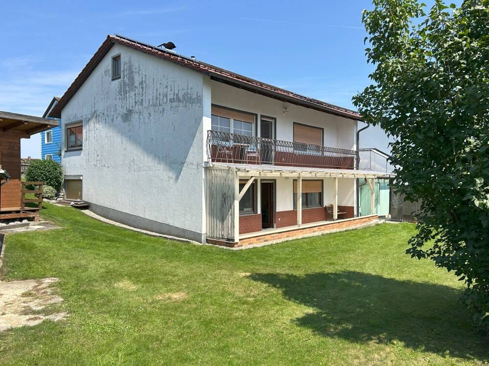 Immobilie in Egglkofen - ++Charmantes Einfamilienhaus mit großem Grundstück und vielseitigem Potenzial - Bild 2
