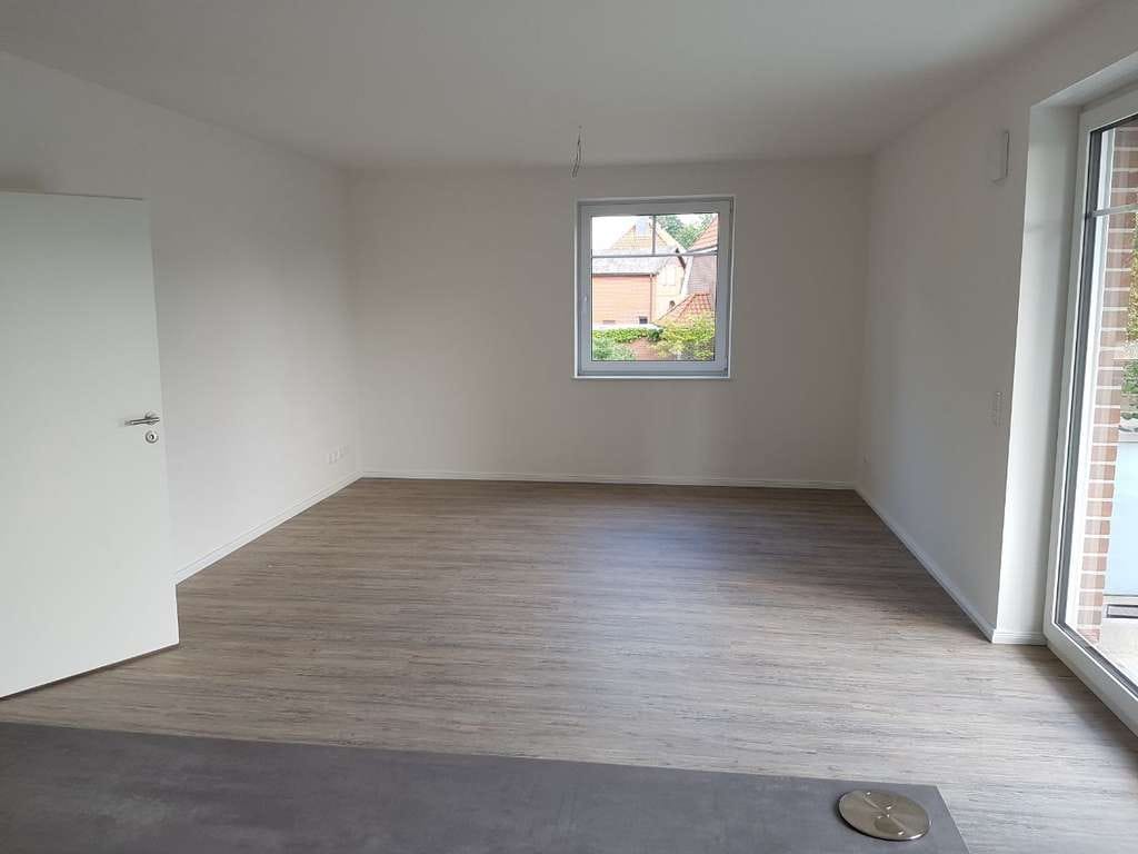Immobilie in Bardowick - Moderne 3-Zimmer-KfW-55-Wohnung mit Balkon & 2 Stellplätzen - Bild 1
