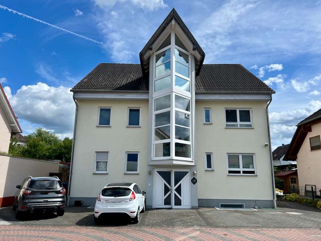 Immobilie in Schaafheim - PROVISIONSFREI für den Käufer | TOP gepflegte 5 Zimmer-Maisonette-Wohnung mit Einbauküche... - Bild 0