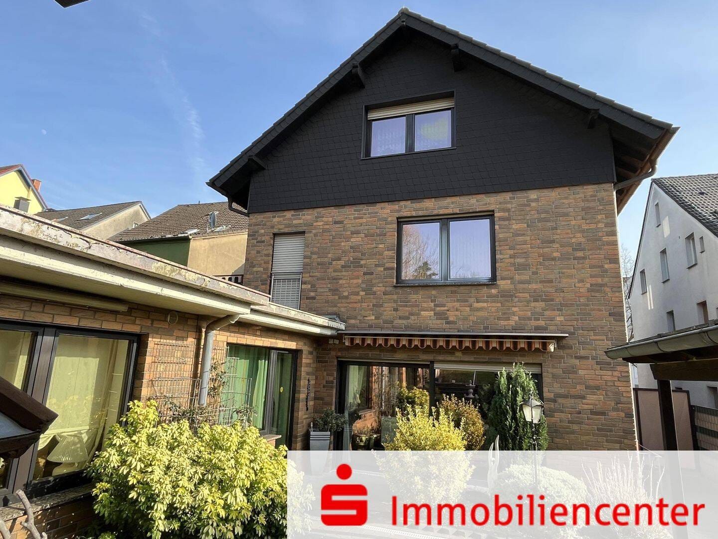 Immobilie in Recklinghausen - Einfamilienhaus & 6-Familienhaus stadtnah in RE-Ostviertel - Bild 0