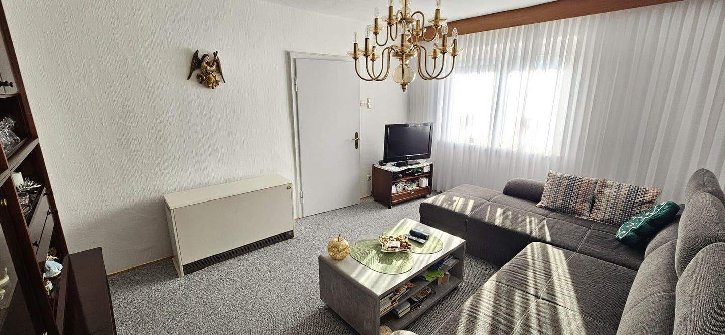 Immobilie in Kümmersbruck - Platz für die ganze Familie - gepflegtes Einfamilienhaus mit sehr großem Grundstück und Nebengebäude - Bild 1