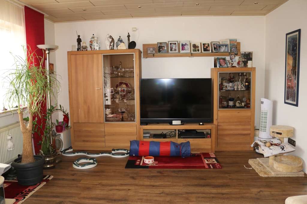 Immobilie in Buseck - Schönes, gepflegtes 3-Familienhaus in Buseck-Trohe - Bild 4