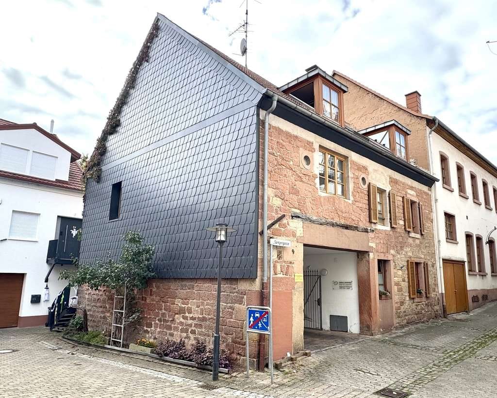 Immobilie in Otterberg - Otterberg: Mehrfamilienhaus in der historischen Altstadt
 - Bild 0