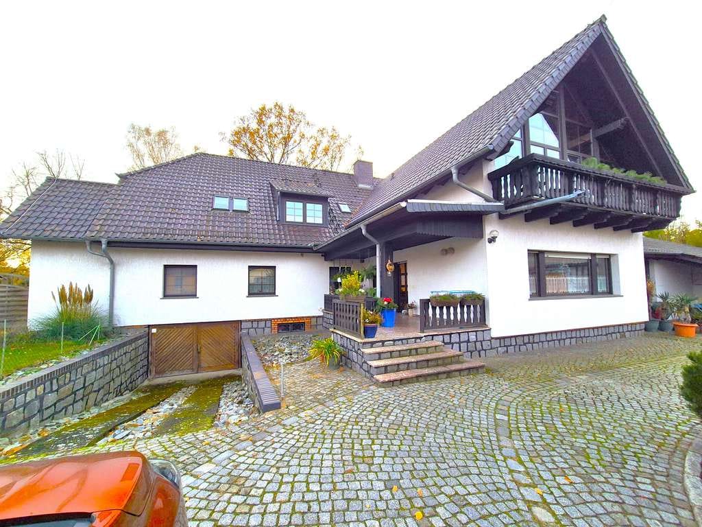 Immobilie in Krausnick-Groß Wasserburg - Stilvolles Architektenhaus in naturvoller Umgebung – Einliegerwohnung – Innenpool – - Bild 1