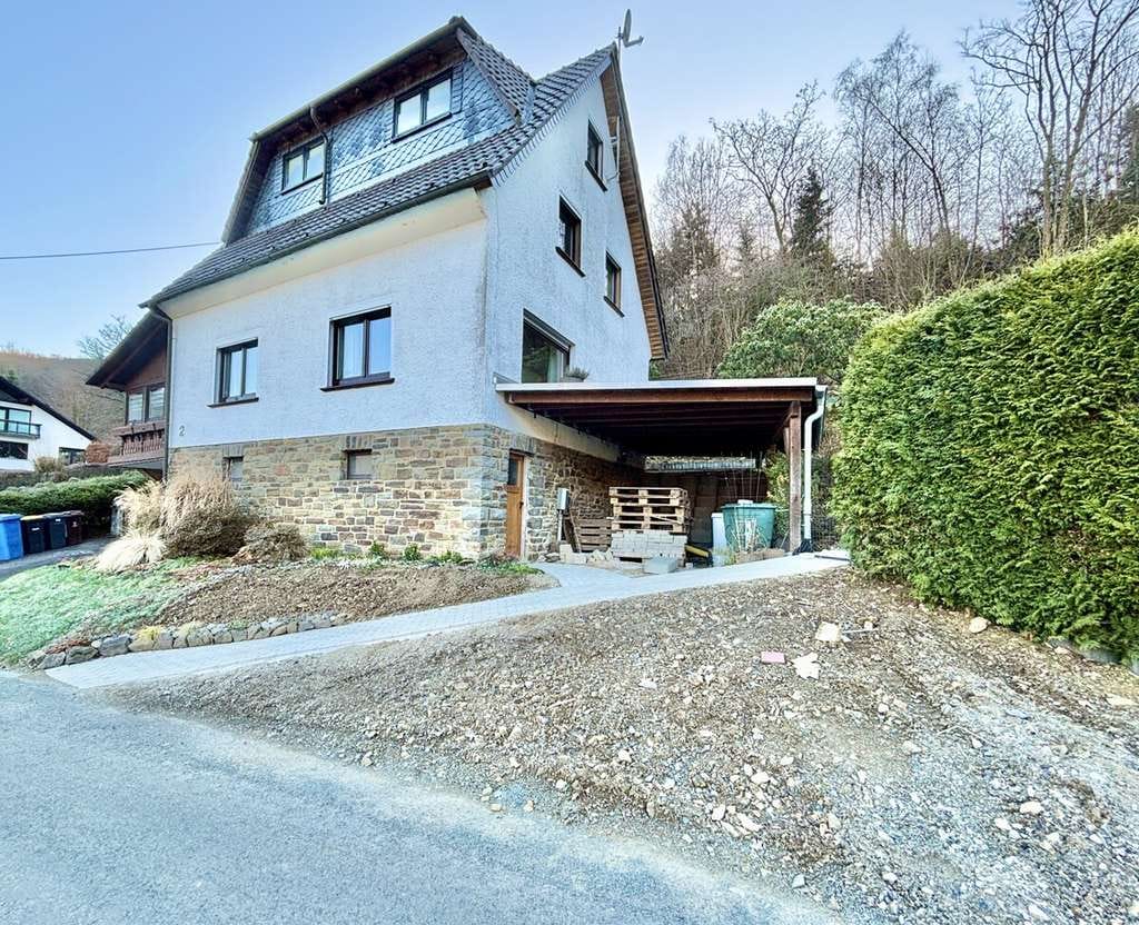 Immobilie in Niederfischbach - **Gepflegtes Einfamilienhaus mit Garten und Garage in Niederfischbach** - Bild 4
