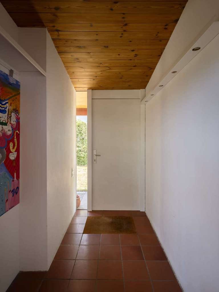 Immobilie in Weßling - Architekten-Bungalow in Traumlage mit Blick über Pferdekoppeln - Bild 3