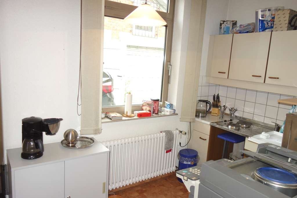 Immobilie in Nürtingen - Wohn und Geschäftshaus mit Doppelgarage in zentraler Lage - Bild 4