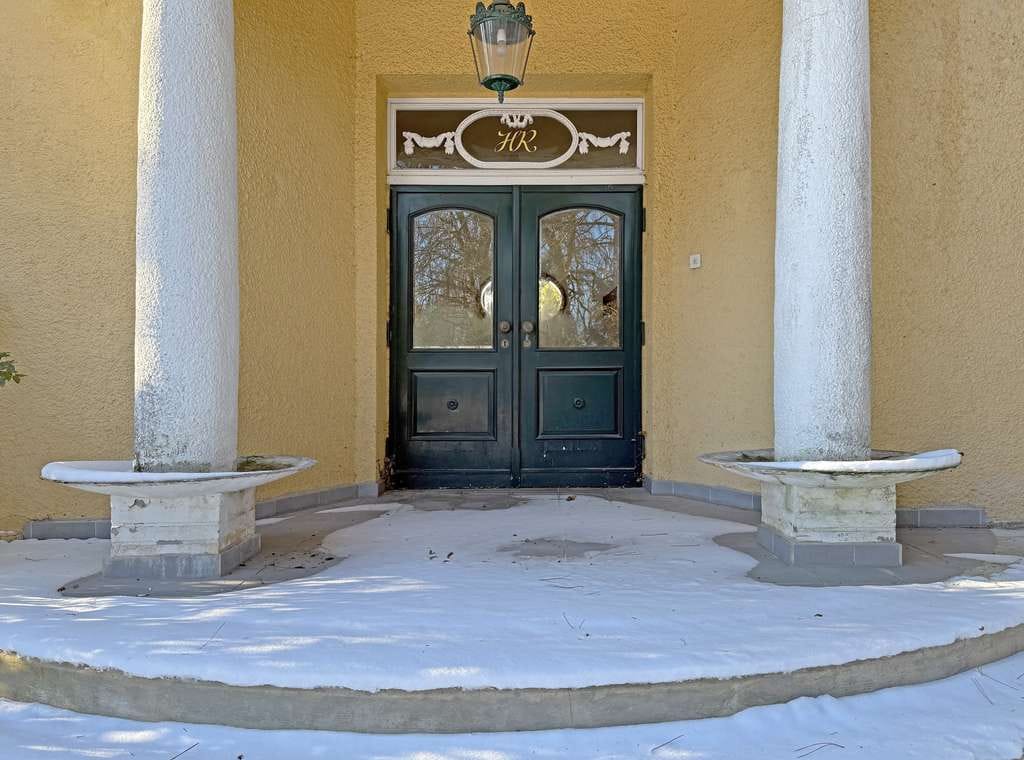 Immobilie in Lüchow - Historisches Herrenhaus mit Charakter und Perspektive - Bild 1