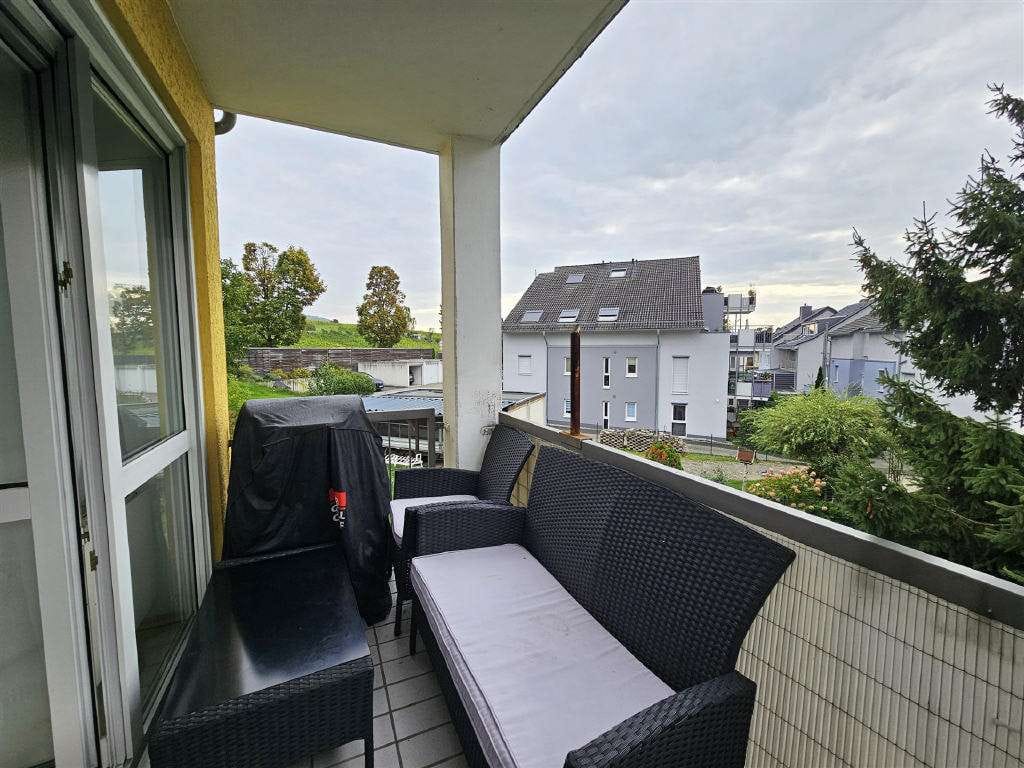 Immobilie in Eltville am Rhein - Schöne helle 3 ZKB-Wohnung mit Süd-Balkon - Bild 1