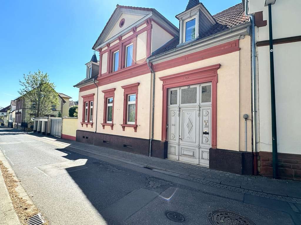 Immobilie in Bad Dürkheim - Ein- bis Zweifamilienhaus mit Charme und Persönlichkeit. - Bild 1