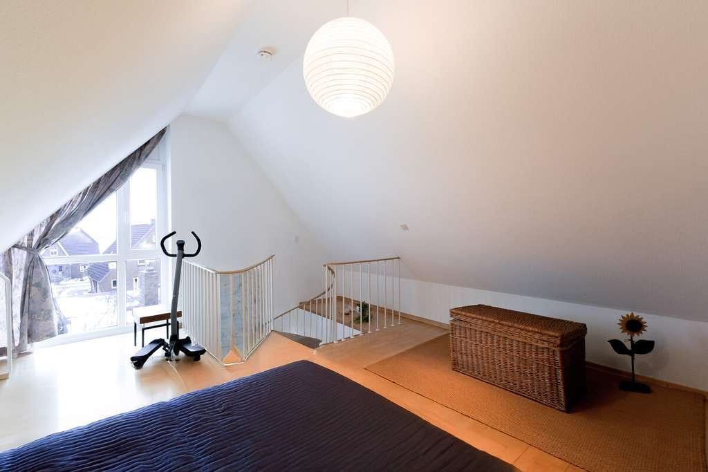 Immobilie in Westerdeichstrich - 2-Zimmer-Idylle mit Balkon – nur 2 km zum Strandtraum! - Bild 2